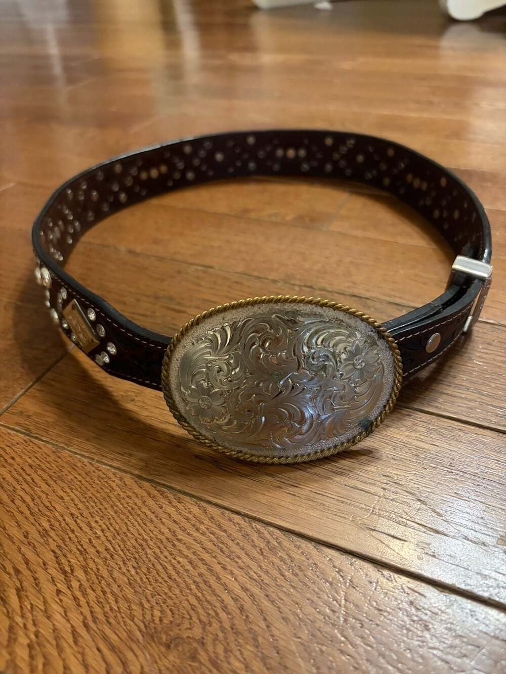 Montana Silversmiths Leather Belt Size 34 Hand Tooled Rhinestone
